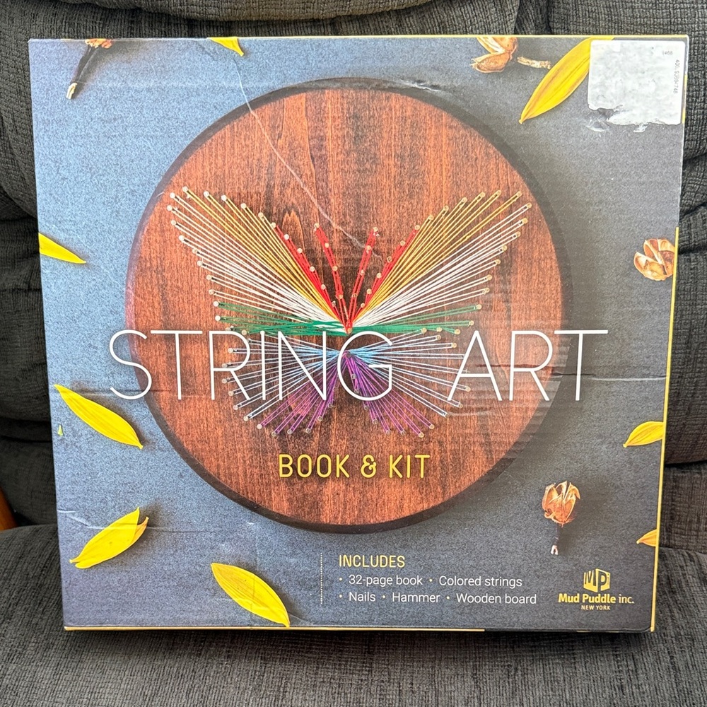 NEW Mud Puddle String Art Book & Kit Wooden Board Home Decor Adult Teen Craft